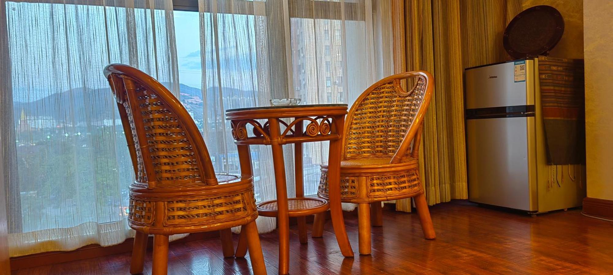 Doudou Meilan Fengqing Inn Cảnh Hồng Ngoại thất bức ảnh